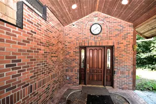 961 NE Snowcap Dr, Tahuya, WA 98588 - Photo 5