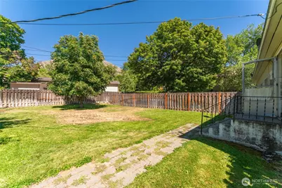 1000 Civic Way NE, Coulee Dam, WA 99116 - Photo 25