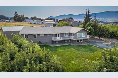2545 6th SE, East Wenatchee, WA 98802 - Photo 3