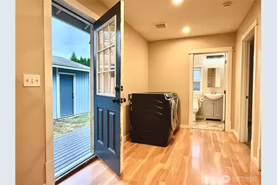 1010 Talcott, Sedro Woolley, WA 98284 - Photo 11