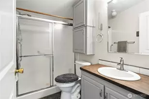 6630 NE Aquarius Ln, Bremerton, WA 98311 - Photo 21