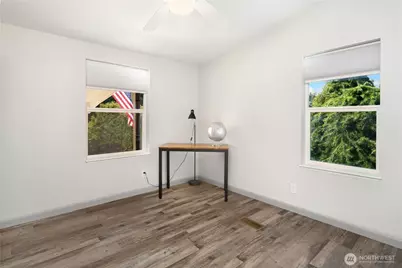 6630 NE Aquarius Lane, Bremerton, WA 98311 - Photo 17