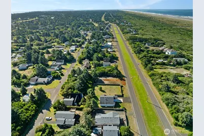 554 Ocean Shores Boulevard NW, Ocean Shores, WA 98569 - Photo 31