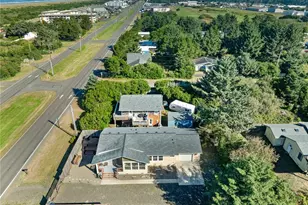 554 Ocean Shores Blvd NW, Ocean Shores, WA 98569 - Photo 29