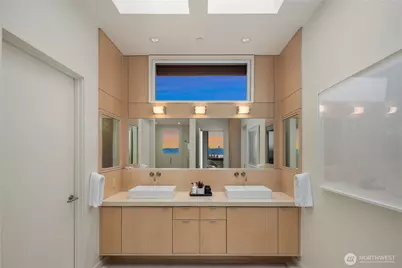 2236 66th Avenue SE, Mercer Island, WA 98040 - Photo 25