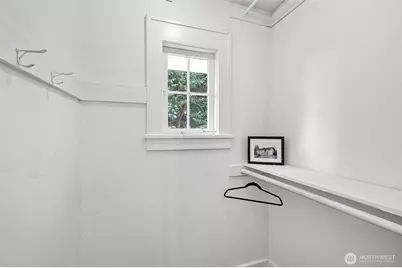 10728 Stone Avenue N, Seattle, WA 98133 - Photo 7