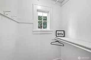 10728 Stone Ave N, Seattle, WA 98133 - Photo 7