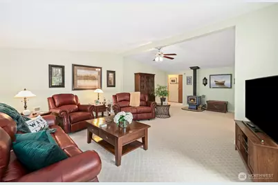 11116 Matthews Way, Anderson Island, WA 98303 - Photo 11