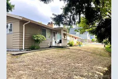 1004 15th Avenue, Milton, WA 98354 - Photo 1