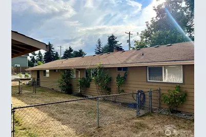 1004 15th Avenue, Milton, WA 98354 - Photo 5