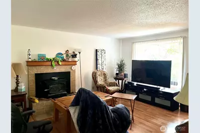 1004 15th Avenue, Milton, WA 98354 - Photo 9