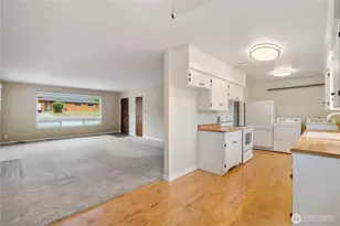 1123 Forest Glen Rd, Oak Harbor, WA 98277 - Photo 15