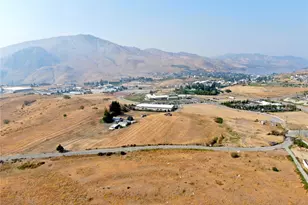 30 Isenhart Rd, Chelan, WA 98816 - Photo 1