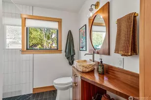 1738 Washington St, Port Townsend, WA 98368 - Photo 17