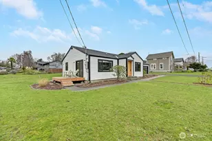 1738 Washington St, Port Townsend, WA 98368 - Photo 33