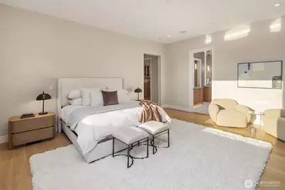 1028 89th Ave NE, Bellevue, WA 98004 - Photo 27