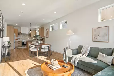 2769 59th Avenue SW #B, Seattle, WA 98116 - Photo 13