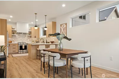 2769 59th Avenue SW #B, Seattle, WA 98116 - Photo 15