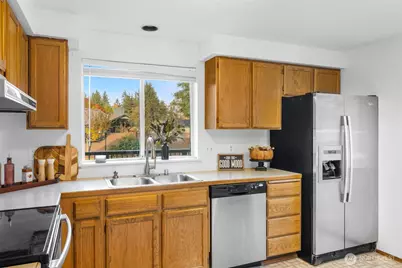 15009 Westmore Drive E, Puyallup, WA 98374 - Photo 13