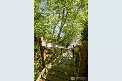 1403 S Head Avenue SW, Lakebay, WA 98349 - Photo 33
