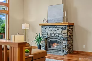 8033 Bayridge Ave, Gig Harbor, WA 98332 - Photo 9