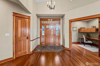 8033 Bayridge Avenue, Gig Harbor, WA 98332 - Photo 5