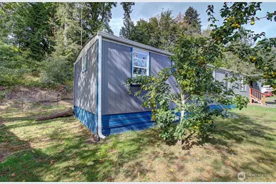 107 Guinevere Court, Castle Rock, WA 98611 - Photo 23