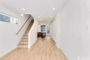 2444 NW 64th St, Seattle, WA 98107 - Photo 9