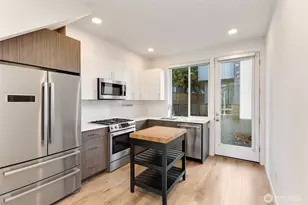 2444 NW 64th St, Seattle, WA 98107 - Photo 15