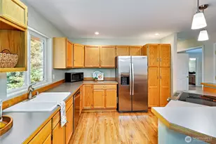 17691 Division Ave NE, Suquamish, WA 98392 - Photo 7