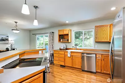 17691 Division Avenue NE, Suquamish, WA 98392 - Photo 27