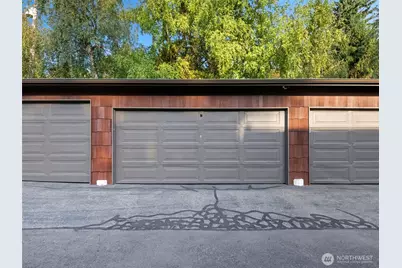 8937 Ravenna Avenue NE, Seattle, WA 98115 - Photo 29