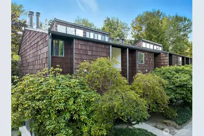 8937 Ravenna Avenue NE, Seattle, WA 98115 - Photo 1
