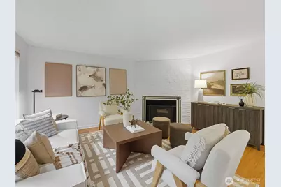 8937 Ravenna Avenue NE, Seattle, WA 98115 - Photo 5