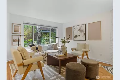 8937 Ravenna Avenue NE, Seattle, WA 98115 - Photo 3