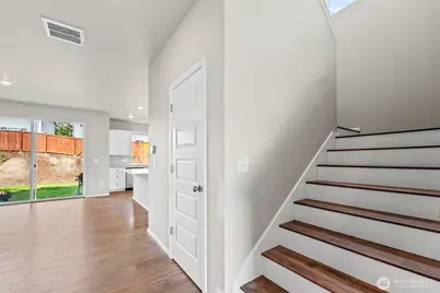 957 Timberline Avenue, Bremerton, WA 98312 - Photo 7