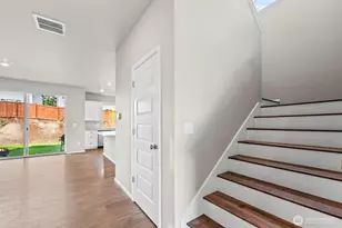 957 Timberline Ave, Bremerton, WA 98312 - Photo 7