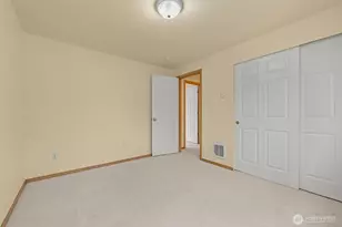 14510 W Thorne Ln SW, Lakewood, WA 98498 - Photo 13