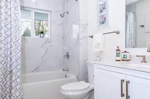 7305 32nd Ave S, Seattle, WA 98118 - Photo 9