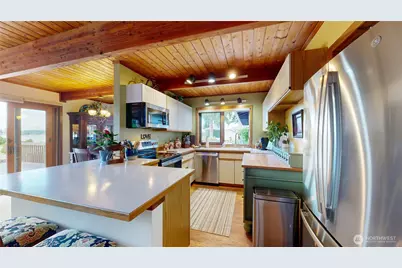 3418 204th Avenue Ct E, Lake Tapps, WA 98391 - Photo 5