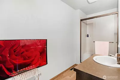 1111 S 274th Place, Des Moines, WA 98198 - Photo 25