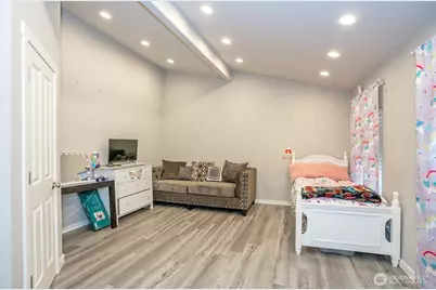 20112 150th Avenue E, Graham, WA 98338 - Photo 17