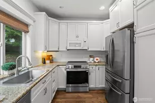 6118 97th Dr NE, Lake Stevens, WA 98258 - Photo 7