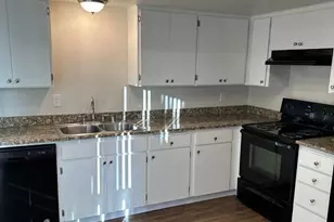 225 N 21st St, Mount Vernon, WA 98273 - Photo 3