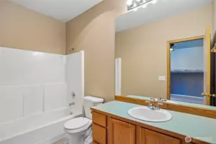 25208 38th Ave E, Spanaway, WA 98387 - Photo 17