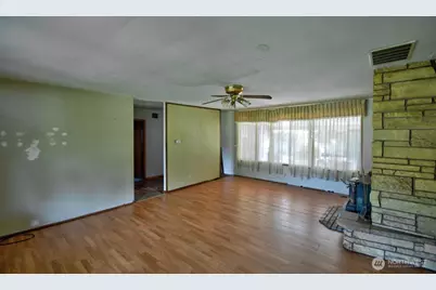 102 E Adams Avenue, Morton, WA 98356 - Photo 5