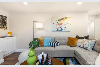 8254 Bagley Avenue N, Seattle, WA 98103 - Photo 15