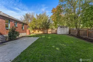 8254 Bagley Ave N, Seattle, WA 98103 - Photo 5