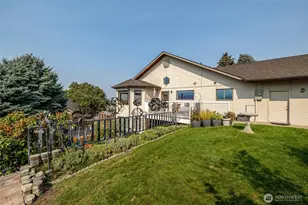 326 23rd St NE, East Wenatchee, WA 98802 - Photo 7