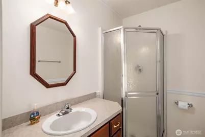 8661 Southridge Place, Anacortes, WA 98221 - Photo 25